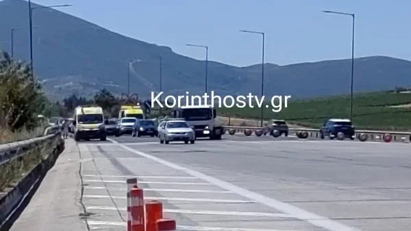 Καραμπόλα 4 οχημάτων στον αυτοκινητόδρομο Κορίνθου – Τριπόλεως: Στο νοσοκομείο 2 τραυματίες