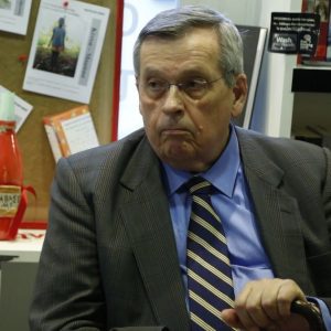 Πέθανε ο πρώην υπουργός Στέφανος Μάνος