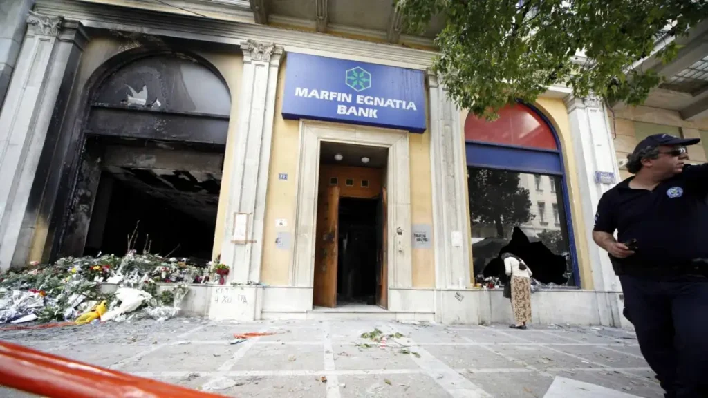 Μαρφίν: Στη Βρετανία στελέχη του ελληνικού FBI για να παραλάβουν την 46χρονη για την τραγωδία του 2010