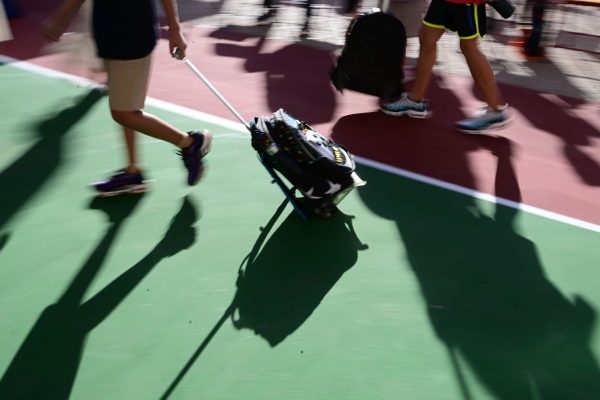 Τι αλλάζει στις σχολικές εκδρομές: Πώς θα μειωθεί το κόστος συμμετοχής των μαθητών, τι προβλέπεται για τα κινητά, πρόσθετα μέτρα ασφαλείας