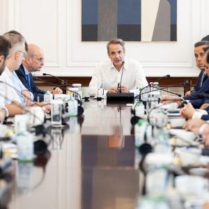 Γιατί επισπεύδει ο πρωθυπουργός το Υπουργικό Συμβούλιο - Οι σημαντικές εκκρεμότητες που πρέπει να κλείσουν