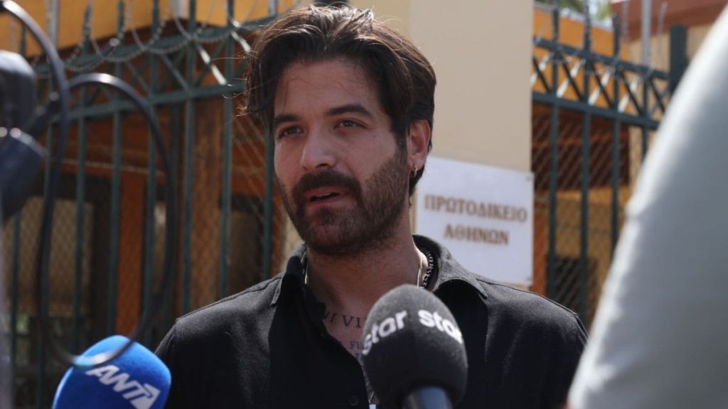 «Ήταν λάθος μου είχα πιει δύο ποτάκια παραπάνω», είπε ο Άρης Μουγκοπέτρος για την οδήγηση υπό την επήρεια αλκοόλ, αύριο η δίκη του