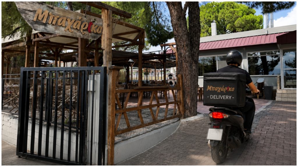 Λαμία: Το «Μπαχάρικο» απέκτησε δικό του delivery – Οι αγαπημένες γεύσεις τώρα και στην πόρτα σας!