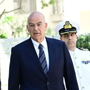 Δένδιας για «Ασπίδα του Αχιλλέα»: Η Ελλάδα αλλάζει επίπεδο στην άμυνα – Τα 5 «στρώματα» προστασίας της χώρας