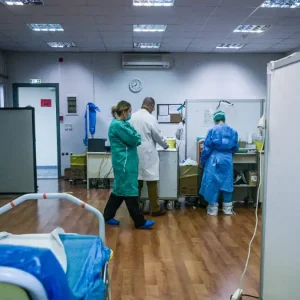 Ιός Δυτικού Νείλου: «Καμπανάκι» από ΙΣΑ για την έξαρση στην Αττική – «Δεν αρκεί να κινητοποιούμαστε όταν εμφανιστούν τα κρούσματα»