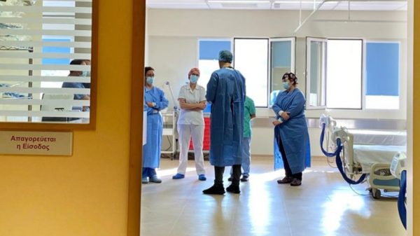 Πύργος: Σε κρίσιμη κατάσταση 9χρονος που κινδύνεψε να πνιγεί στην παραλία Μαραθιάς