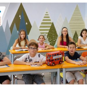 Μάθηση με πυξίδα την ποιότητα: Τα Κέντρα Ξένων Γλωσσών Φθιώτιδας, Φωκίδας, Ευρυτανίας στην υπηρεσία του μαθητή (BINTEO)