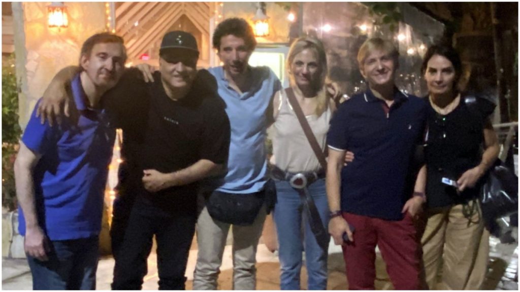 Ο Γιάννης Παπαμιχαήλ και ο Μάκης Δελαπόρτας σε κοινή έξοδο πριν την έκδοση του λευκώματος για την Αλίκη Βουγιουκλάκη