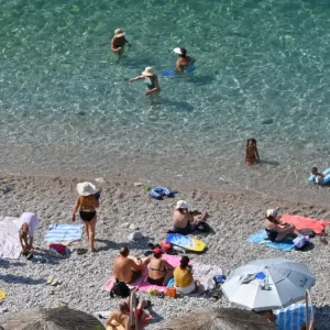 Τραγωδία στη Νάξο: 85χρονος τουρίστας βρέθηκε νεκρός στη θάλασσα