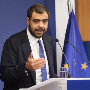 Παύλος Μαρινάκης: Η αντίδραση απέναντι στις ψευδείς ειδήσεις και τη στοχοποίηση δεν είναι υπόθεση μόνο της κυβέρνησης