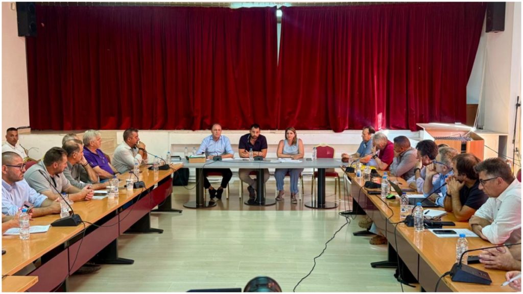Περιφέρεια Στερεάς: «Πράσινο φως» για την κατασκευή του κόμβου Μαραθιά και κοινές δράσεις για την αποζημίωση πυρόπληκτων