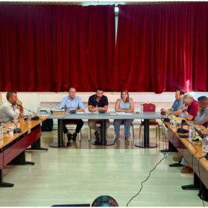 Περιφέρεια Στερεάς: «Πράσινο φως» για την κατασκευή του κόμβου Μαραθιά και κοινές δράσεις για την αποζημίωση πυρόπληκτων