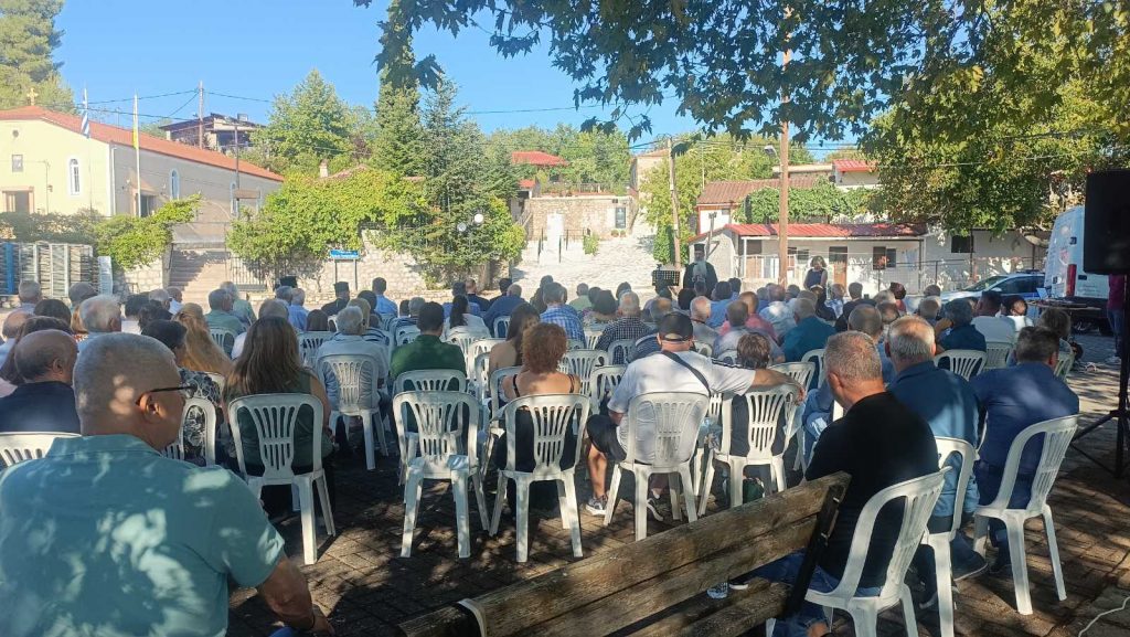 Ολοκληρώθηκε η Τελετή Τιμής και Μνήμης για τον αείμνηστο πρώην Υπουργό Ευστάθιο Μαλαμίδα στο Νεοχώρι Δομοκού