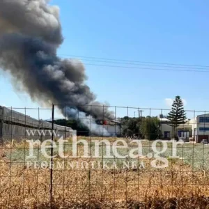 Φωτιά σε αποστακτήριο στο Ρέθυμνο – Μεγάλη η κινητοποίηση της πυροσβεστικής