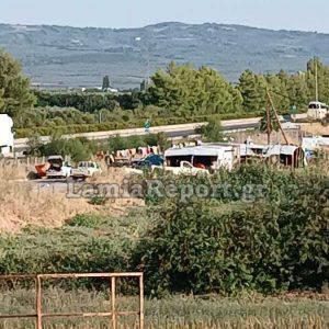 Τρόμος για οδηγούς και επιβάτες στον παράδρομο της εθνικής στην Αταλάντη