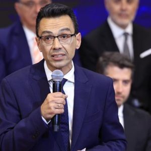 Παραιτήθηκε ο Σωτήρης Σέρμπος από σύμβουλος του πρωθυπουργού για θέματα εξωτερικής πολιτικής
