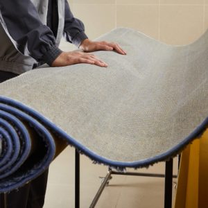 Πωλείται επιχείρηση Ταπητοκαθαριστήριο - Στεγνοκαθαριστήριο στη Λαμία