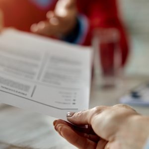 Τέλος στην αντιγραφή στα σχολεία: Αόρατα ψηφιακά υδατογραφήματα θα αποκαλύπτουν ποια κείμενα γράφτηκαν με... τεχνητή νοημοσύνη
