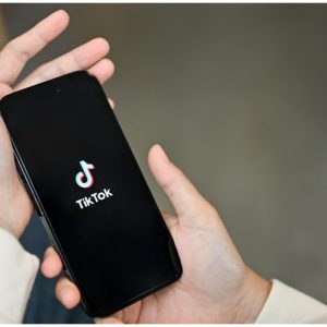 TikTok: Ετοιμάζει μεταφορές χρημάτων μέσω προσωπικών μηνυμάτων – Το πλάνο για το TikTok Pay