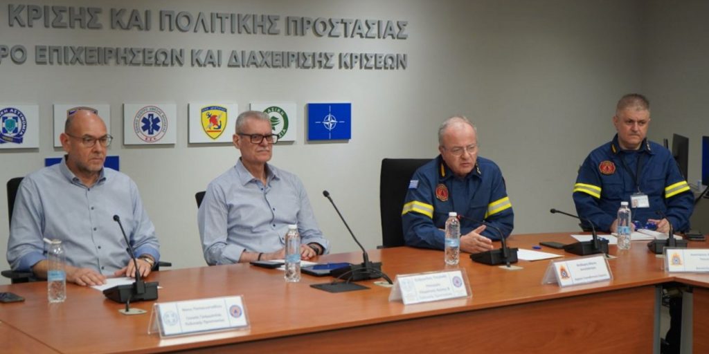 Ισχυροί άνεμοι έως 9 μποφόρ τη Δευτέρα: Έκτακτη σύσκεψη της Πολιτικής Προστασίας, ποιες περιοχές είναι σε Red Code