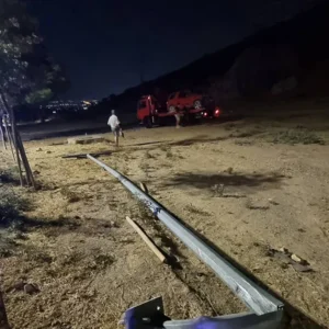 Νεκρή 17χρονη σε σοκαριστικό τροχαίο στη λεωφόρο Φυλής και τρεις νεαροί τραυματίες - Το αυτοκίνητο καρφώθηκε σε κολώνα