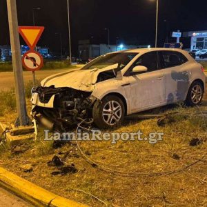 Λαμία: Τροχαίο στον κυκλικό κόμβο στην είσοδο της πόλης - Δείτε εικόνες