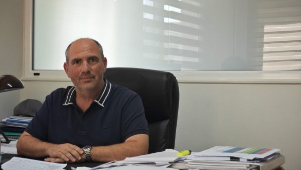 Τα σχολεία ανοίγουν - ανοίγουμε, όμως, πραγματικούς δρόμους για τα παιδιά μας;
