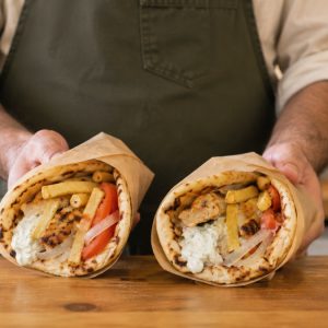 Ανοιχτές θέσεις εργασίας στο ψητοπωλείο «Η Γεύση»