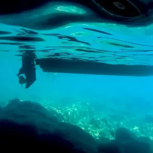 Τραγωδία στα Μάλια: 42χρονη Ολλανδέζα έπεσε από φουσκωτό και πνίγηκε μπροστά σε 3 ανήλικα παιδιά