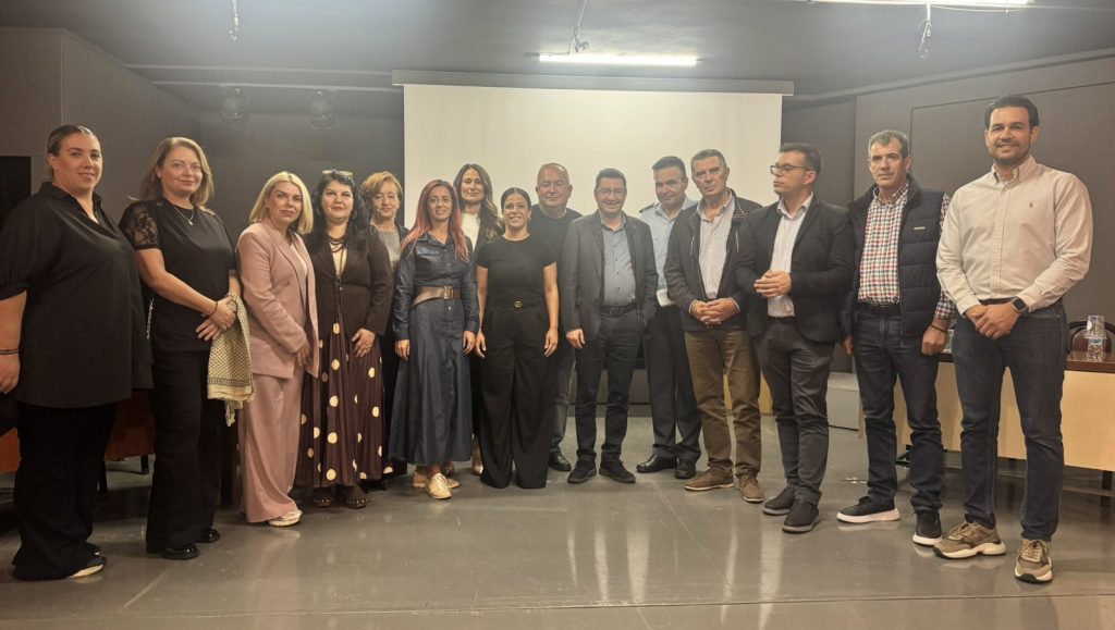Με μεγάλη συμμετοχή η εκδήλωση του Συλλόγου Γυναικών Αταλάντης για την ενδοοικογενειακή βία.