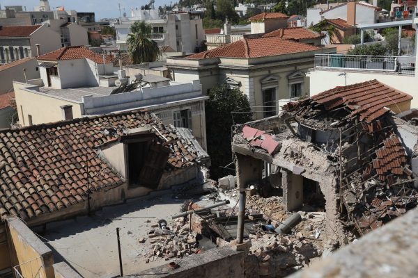 Από το διαμέρισμα των ηλικιωμένων η διαρροή που προκάλεσε την φονική έκρηξη στην Πλάκα, στεγανό το κεντρικό δίκτυο σύμφωνα με την ΔΑΕΕ