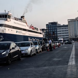 Ζημιά στο αυτοκίνητο μέσα στο πλοίο – Πότε πληρώνει η ασφάλεια και τι πρέπει να κάνετε