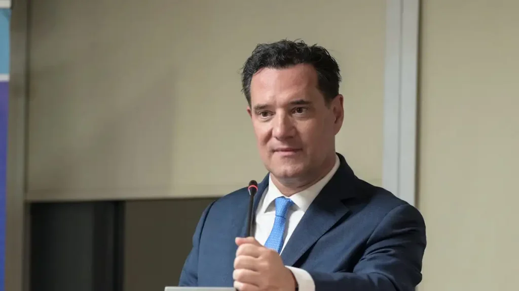 Άδωνις Γεωργιάδης: «Συγγνώμη στην οικογένεια Μαζωνάκη που το σύστημα δεν μπόρεσε να τον προστατεύσει από κάτι άσχημο»
