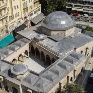 Αποδίδεται το Αλκαζάρ στην πόλη - Μενδώνη: Δύο γενιές Θεσσαλονικέων δεν είχαν δει το μνημείο χωρίς σκαλωσιές (ΦΩΤΟ)