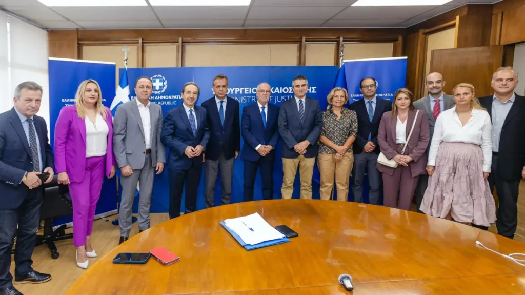 Εγκρίθηκε η χρηματοδότηση των Δικαστηρίων Άμφισσας - Θέμα ημερών και η έγκριση για το Νεοκλασικό Μέγαρο Λαμίας