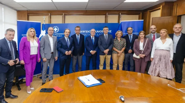 Εγκρίθηκε η χρηματοδότηση των Δικαστηρίων Άμφισσας - Θέμα ημερών και η έγκριση για το Νεοκλασικό Μέγαρο Λαμίας