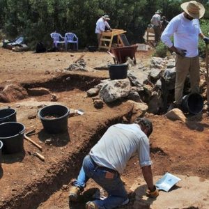 Η «Οδύσσεια» του Νόλαν, ο κάπρος του Παρνασσού και το παλάτι στη Δεσφίνα