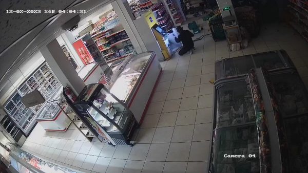Συγκλονιστικά βίντεο με την ανατίναξη του ΑΤΜ στο Μαρτίνο - Έτσι δρούσε η εγκληματική οργάνωση