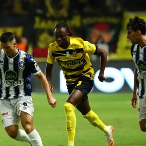Άρης – Ηρακλής 0-0: Ο «Γηραιός» άντεξε και έφυγε από το «Βικελίδης» με το βαθμό