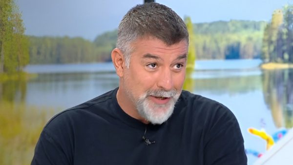 Βασίλης Μπισμπίκης για Δέσποινα Βανδή: Είμαι ερωτευμένος, προς το παρόν δεν νομίζω να φάμε κουφέτα - Τι είπε για τον Γιώργο Μαζωνάκη