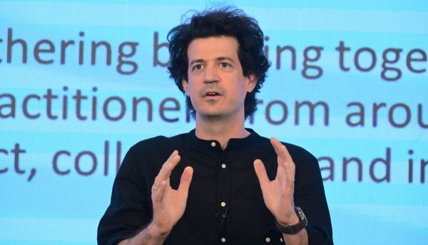 Δασκαλάκης για Τεχνητή Νοημοσύνη: «Ο κίνδυνος απρόβλεπτης συμπεριφοράς είναι ήδη πραγματικός»