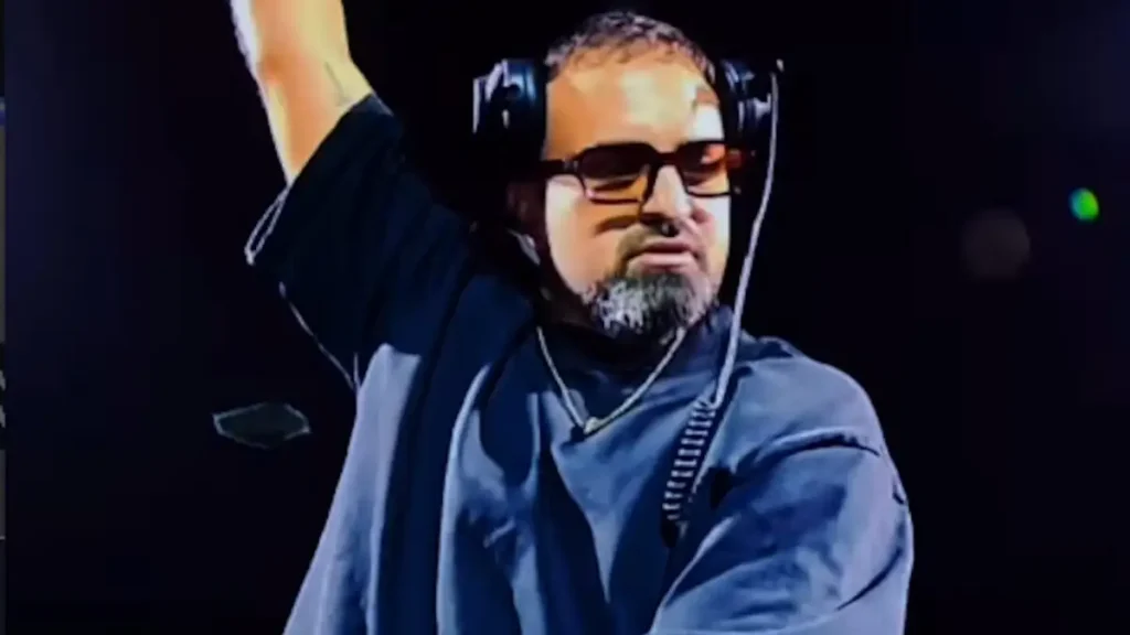 Ο Ρώσος dj που έγινε viral με τραγούδια του Γιώργου Μαζωνάκη τον αποχαιρετά: «Θα φροντίσω η μουσική μας να ζει για πάντα»