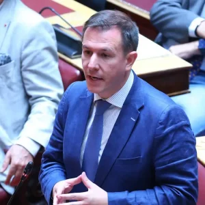 Το καυστικό σχόλιο του Δουδωνή για τη «συνομιλία» Μητσοτάκη – Τούνη: «Βλέπω το έχετε ρίξει στο lifestyle»