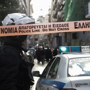 Άγνωστος πυροβόλησε δύο φορές στο κέντρο της Καλαμάτας