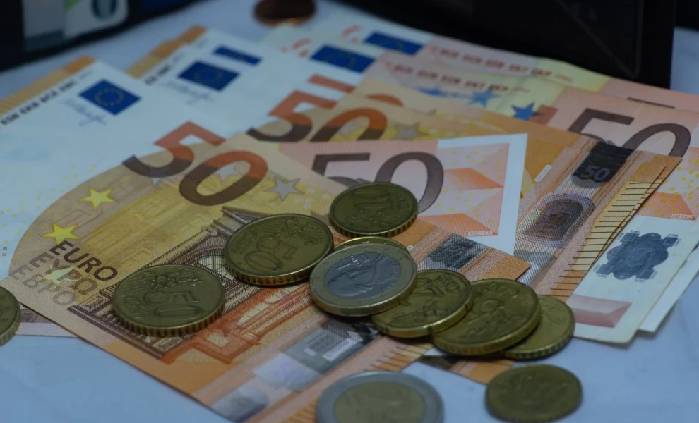 ΟΠΕΚΑ: Η επίσημη ανακοίνωση για τις πληρωμές της Τετάρτης – Η λίστα των «20»