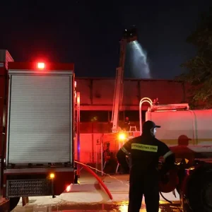Φωτιά στην Κυψέλη, σε διαμέρισμα στην οδό Πυθίας