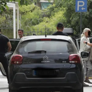 Γιώργος Μαζωνάκης: Στη φυλακή, μετά από απολογία-μαμούθ 18 ωρών, οι δύο γιατροί του Κολωνακίου