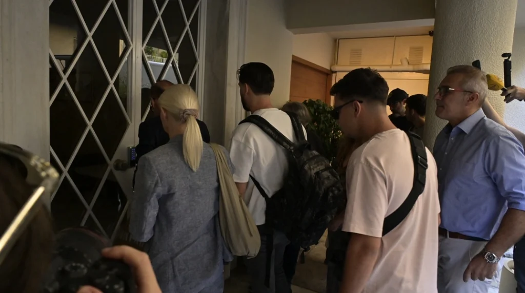 To «μαϊμού» πτυχίο από τη Χαβάη της γιατρού του Μαζωνάκη - «Πανεπιστήμιο φαντασιόπληκτων» το ίδρυμα