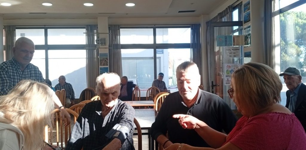 Δράση μέτρησης ζωτικών σημείων στα μέλη των ΚΑΠΗ του Δήμου Λοκρών