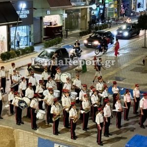 Η Δημοτική Φιλαρμονική Λαμίας βγήκε βόλτα στο κέντρο της πόλης (ΒΙΝΤΕΟ-ΦΩΤΟ)